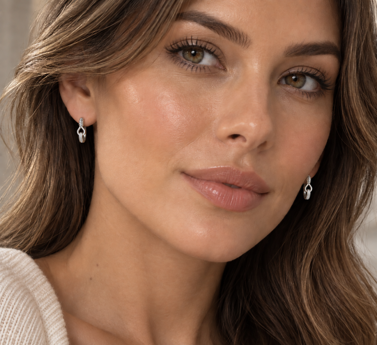 TOI ET MOI Mini Diamond Hoops | Colette Jewelry