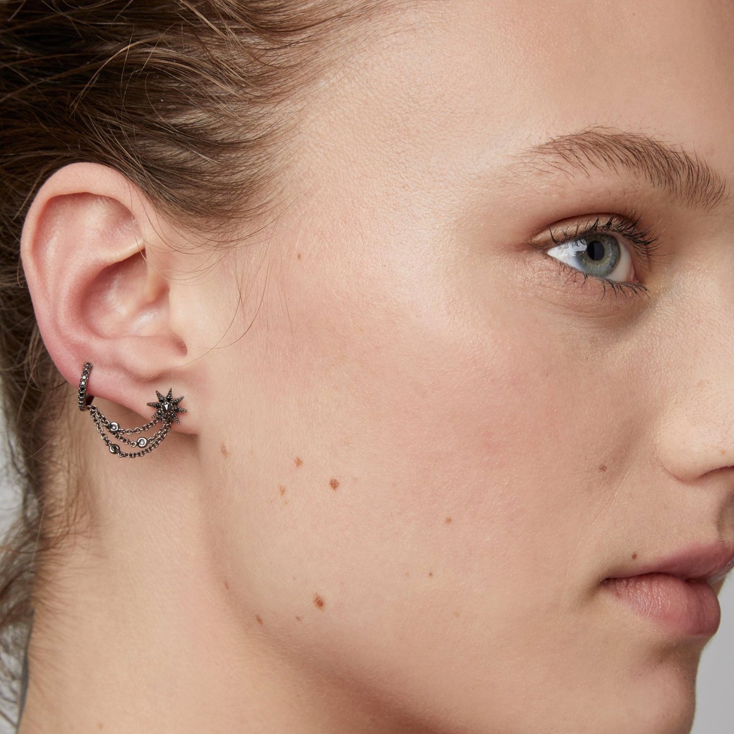 Glow Star Cuff & Chain Black Diamond Earring 18K Black Gold | Colette Jewelry