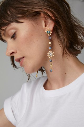 Pyxis Star Duster Stud Earrings | 18K Gold & Diamonds | Colette Jewelry