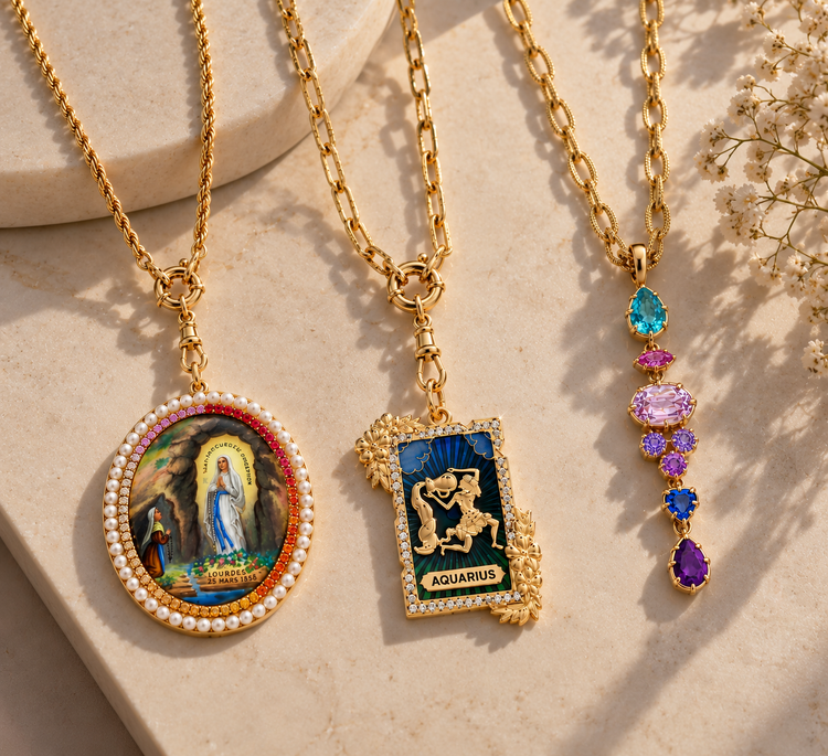 NECKLACES & PENDANTS