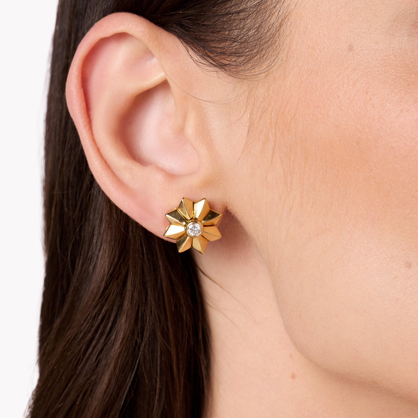 Penacho Flower Earrings in 18K Gold | Colette Jewelry