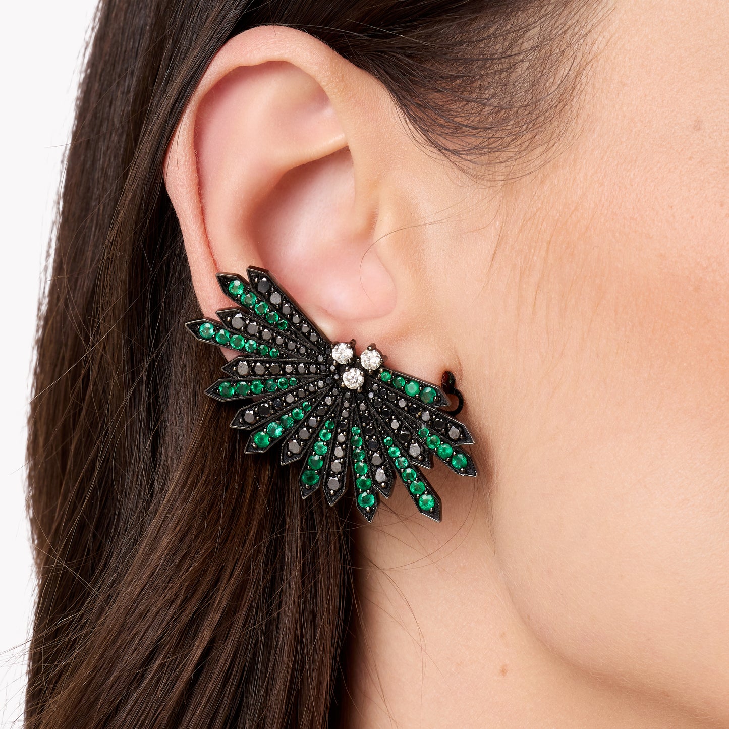Penacho Cocktail Emerald Earrings in 18K Gold | Colette Jewelry