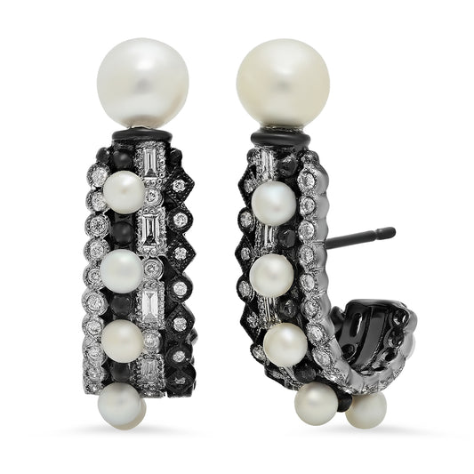 Large Perla Huggies Earrings in 18K white gold with white diamond — Colette Jewelry