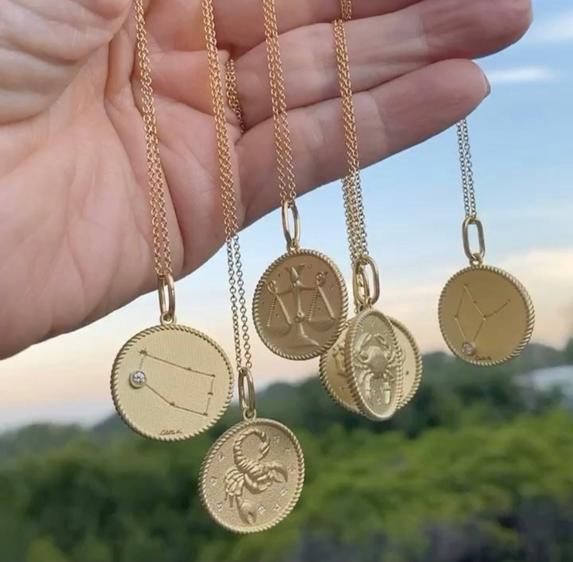 Virgo Zodiac Pendant in 18K Gold | Santos y Cielos | Colette Jewelry