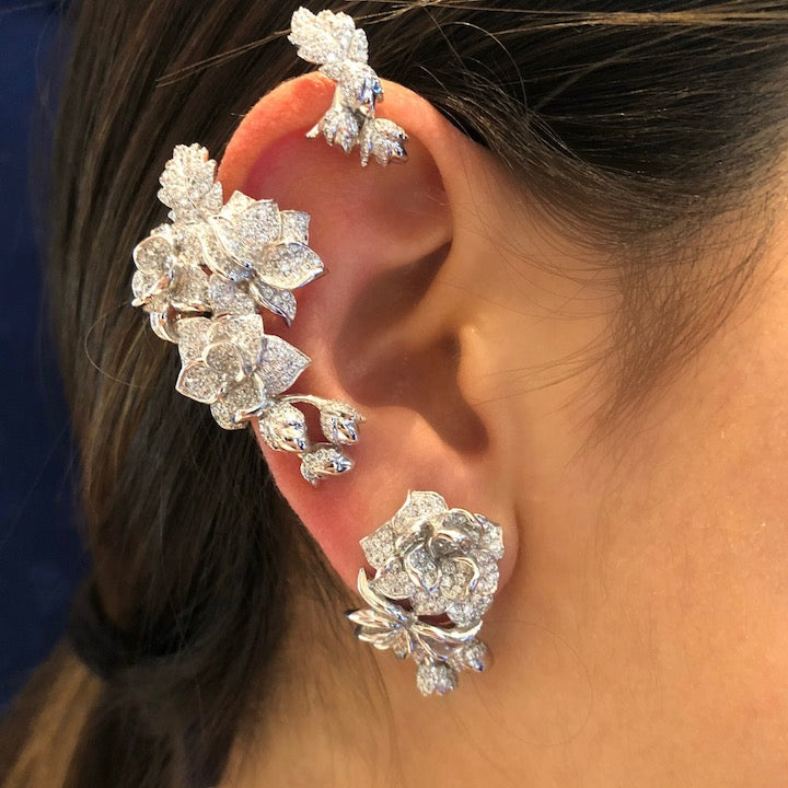 White Thorn Stud Earrings | 18K Gold & Diamond | Colette Jewelry