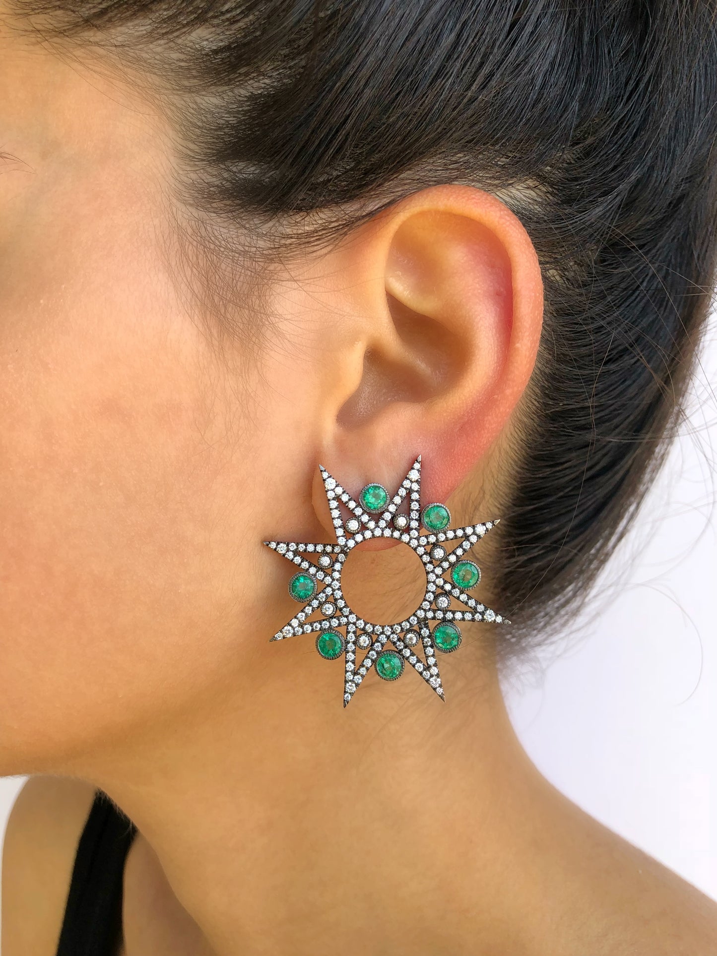 Spike Star Stud Earrings in 18K Gold | Colette Jewelry