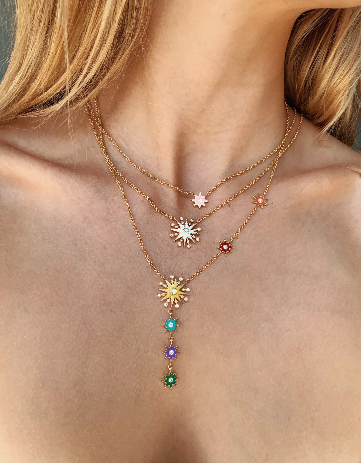 Single Star Enamel Pendant Necklace in 18K Gold | Colette Jewelry
