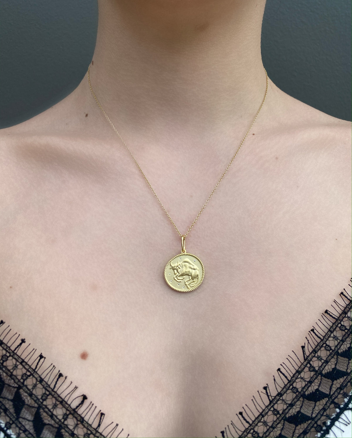 Double Sided Zodiac Pendant Necklace in 18K Gold | Colette Jewelry