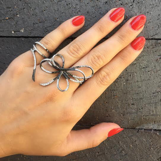 Classic Belle Ring | 18K Gold Diamond Ring | Colette Jewelry