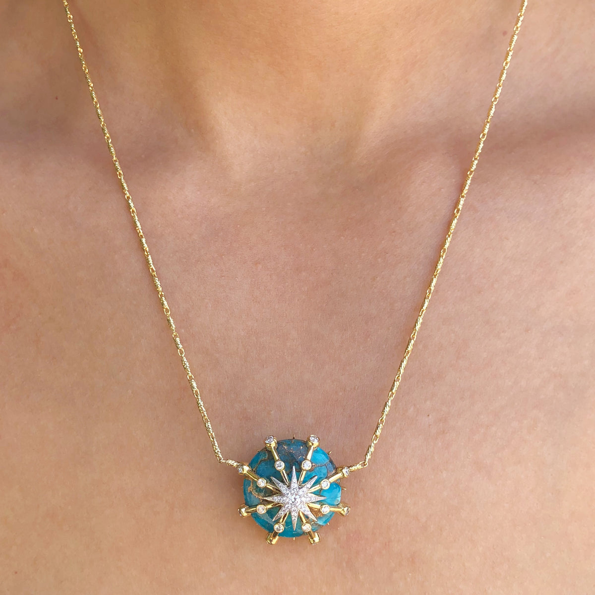 Elara Necklace | 18K Gold Diamond Pendant | Colette Jewelry