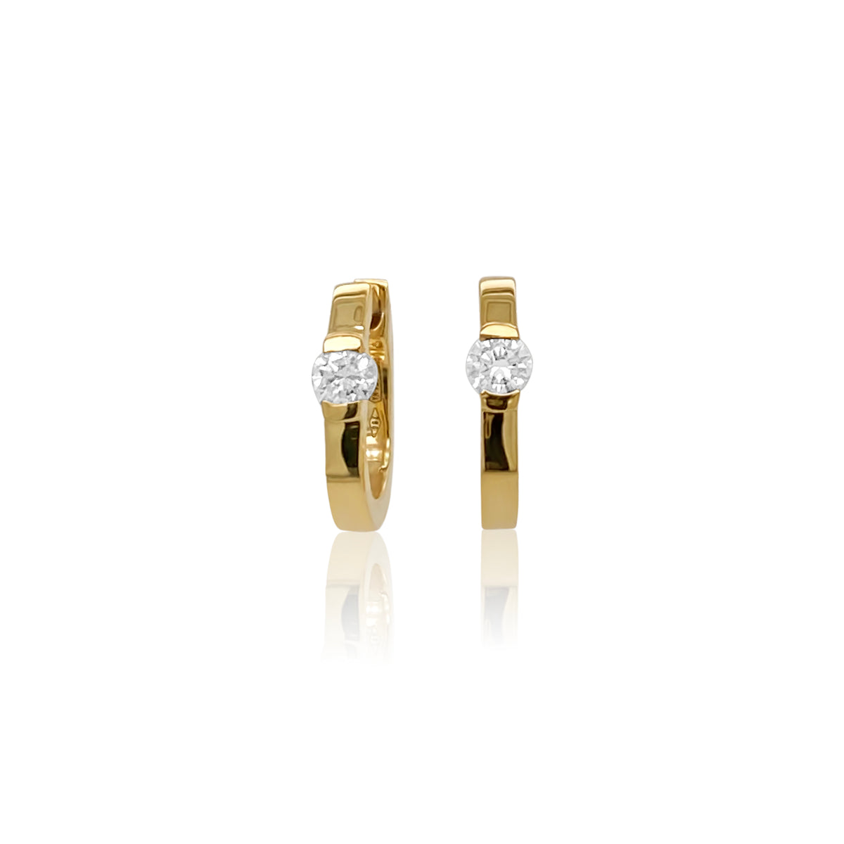 Small Maasai Hoop Studs | Round White Diamond | Two-Tone 18K Gold | Colette Jewelry