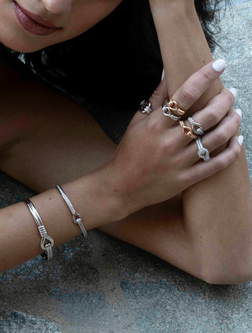 Toi et Moi Bracelet for Madame — 18K Gold | Colette Jewelry