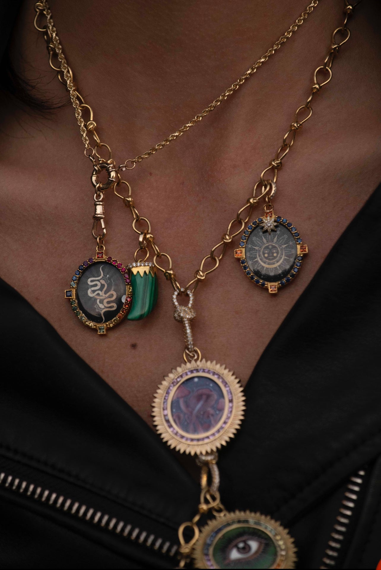 The Sun Big Medal 18K Gold High Jewelry | Colette Jewelry